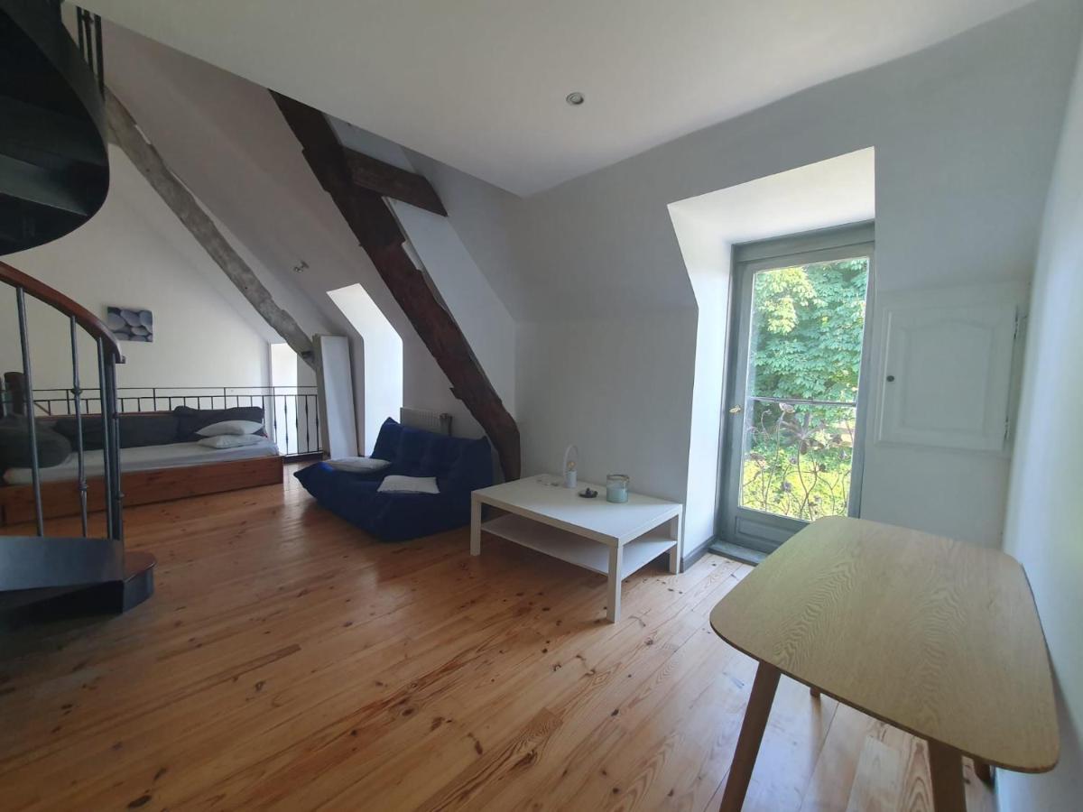 Maison En Pierre Dans Son Nid De Verdure Roz-Landrieux Eksteriør billede